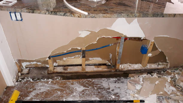 Best Sewage cleanup and water damage restoration  in Woodville, CA